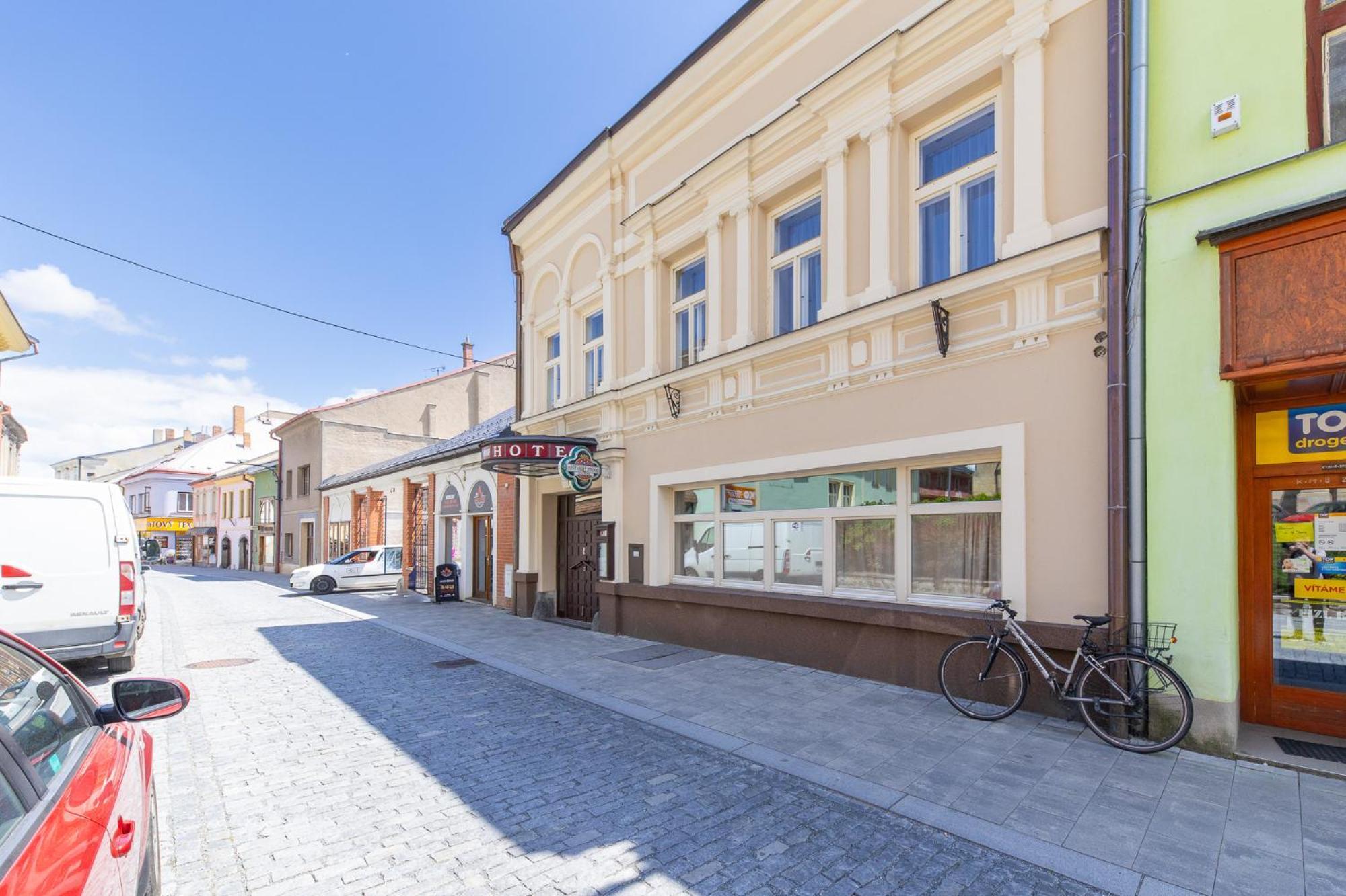 Hotel Pivovar Polička Exterior foto