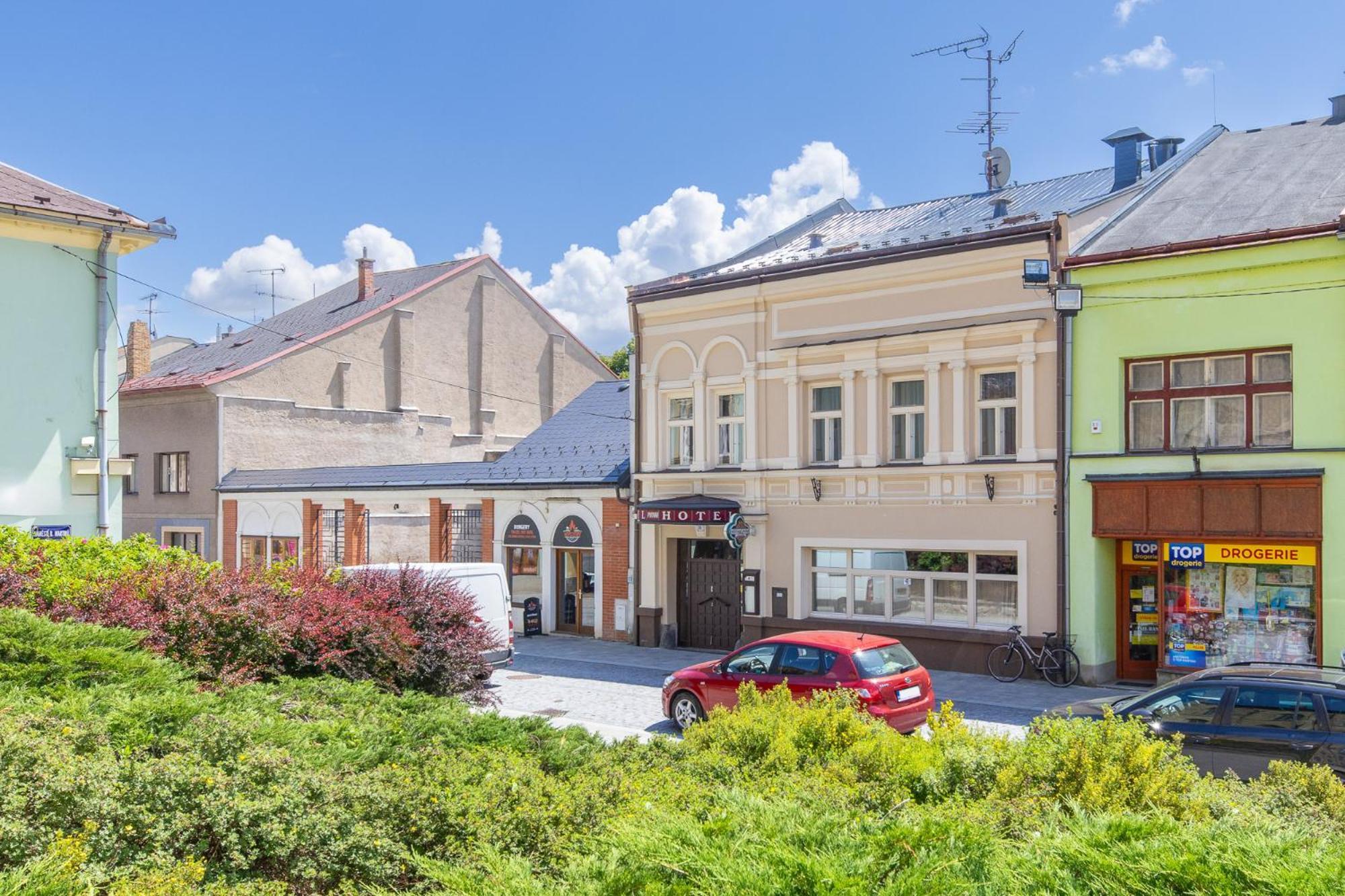 Hotel Pivovar Polička Exterior foto